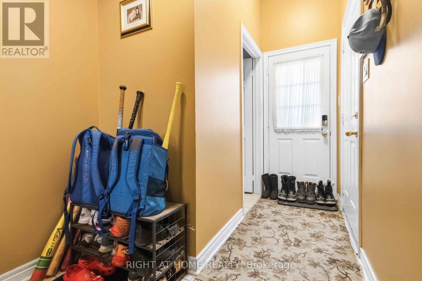 26 Courtsfield Crescent, Brampton (Fletcher's Meadow), Ontario  L7A 2E3 - Photo 13 - W12937382