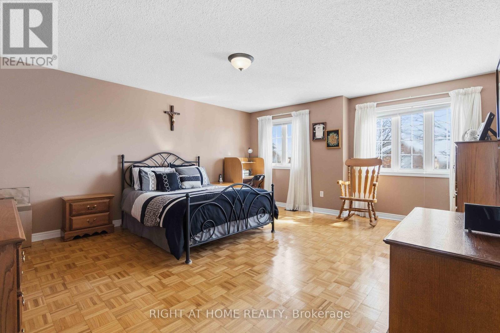 26 Courtsfield Crescent, Brampton (Fletcher's Meadow), Ontario  L7A 2E3 - Photo 20 - W12937382