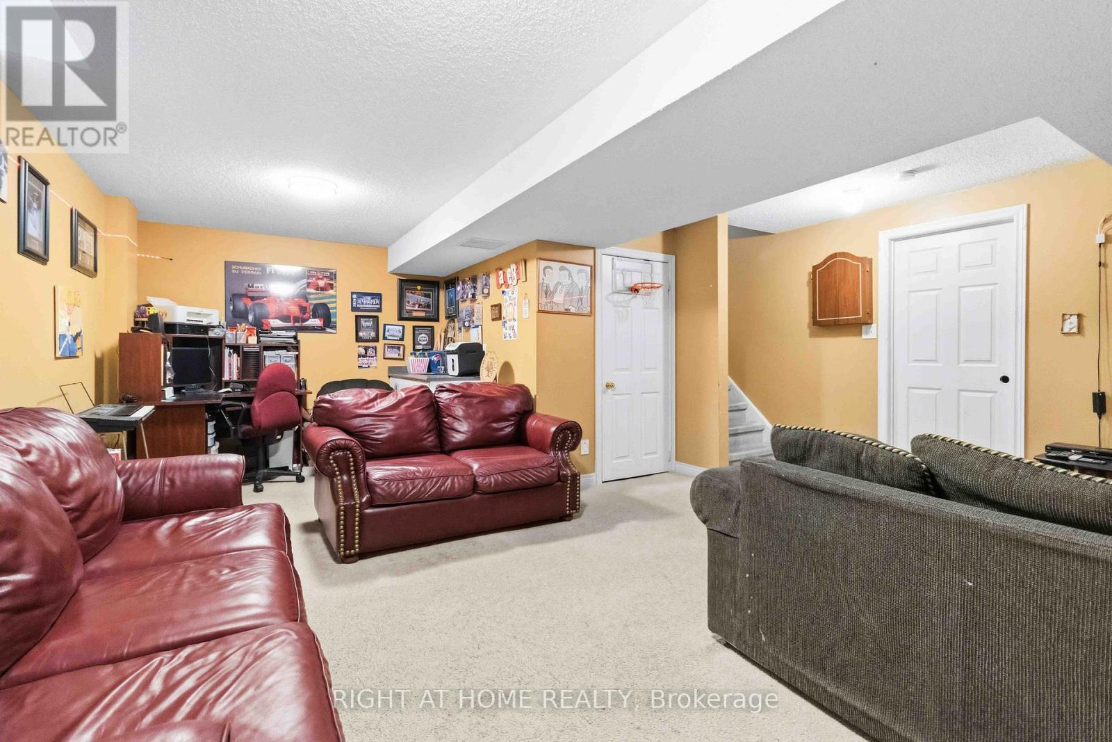 26 Courtsfield Crescent, Brampton (Fletcher's Meadow), Ontario  L7A 2E3 - Photo 24 - W12937382