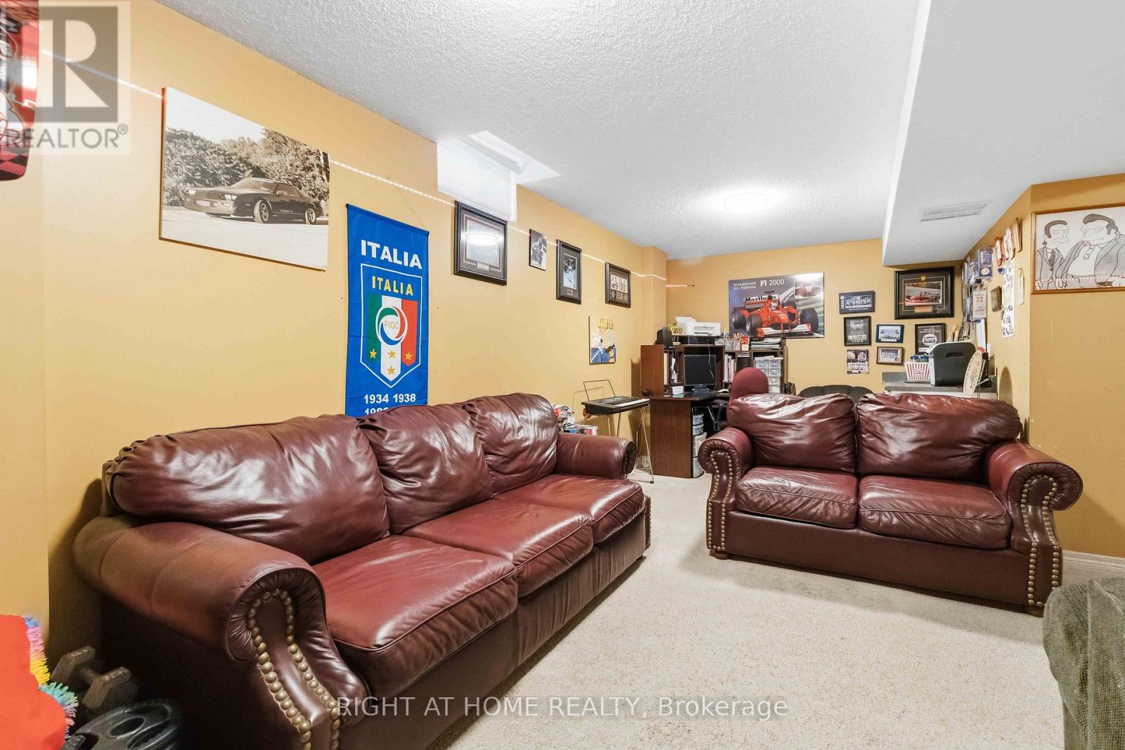 26 Courtsfield Crescent, Brampton (Fletcher's Meadow), Ontario  L7A 2E3 - Photo 25 - W12937382