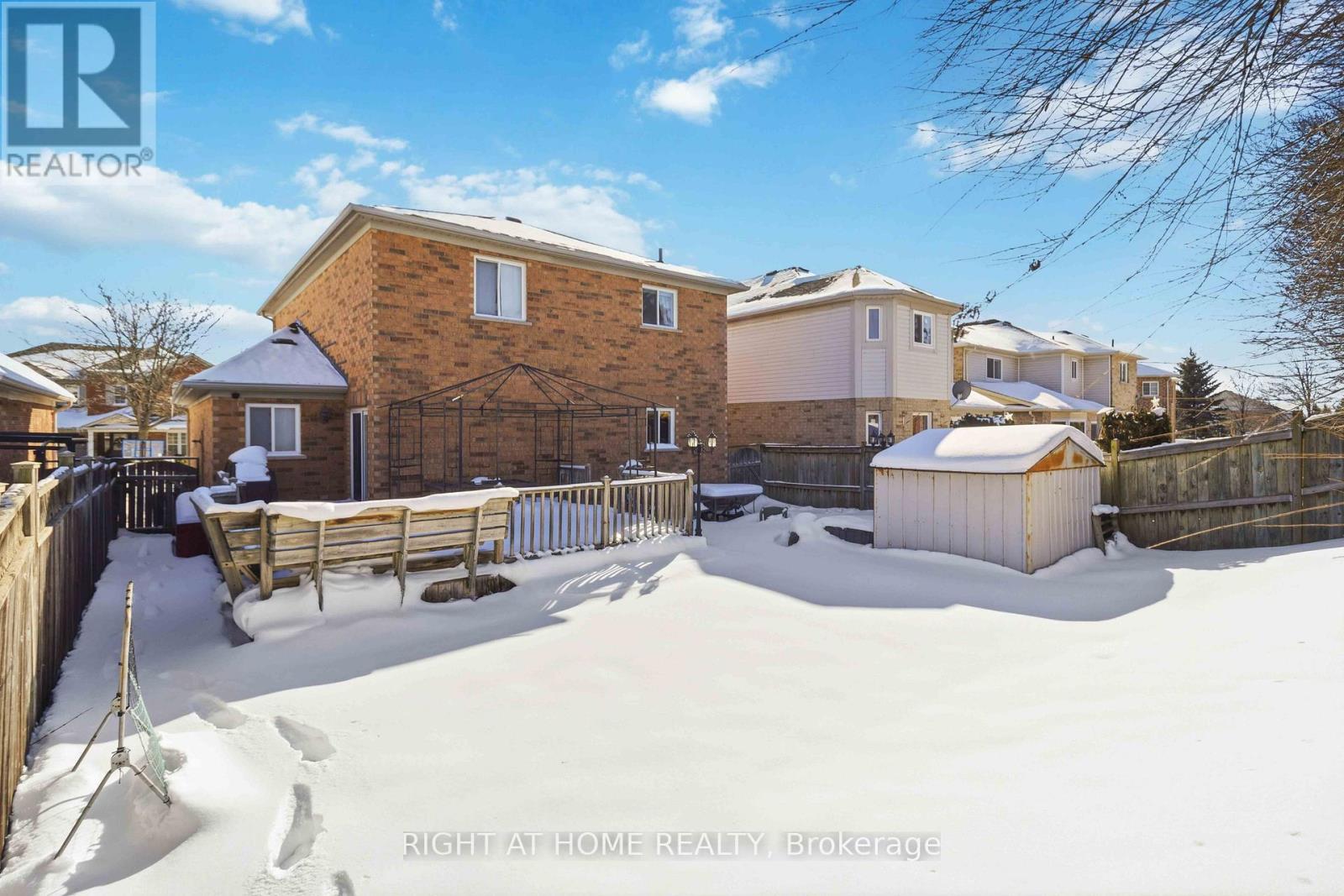 26 Courtsfield Crescent, Brampton (Fletcher's Meadow), Ontario  L7A 2E3 - Photo 29 - W12937382
