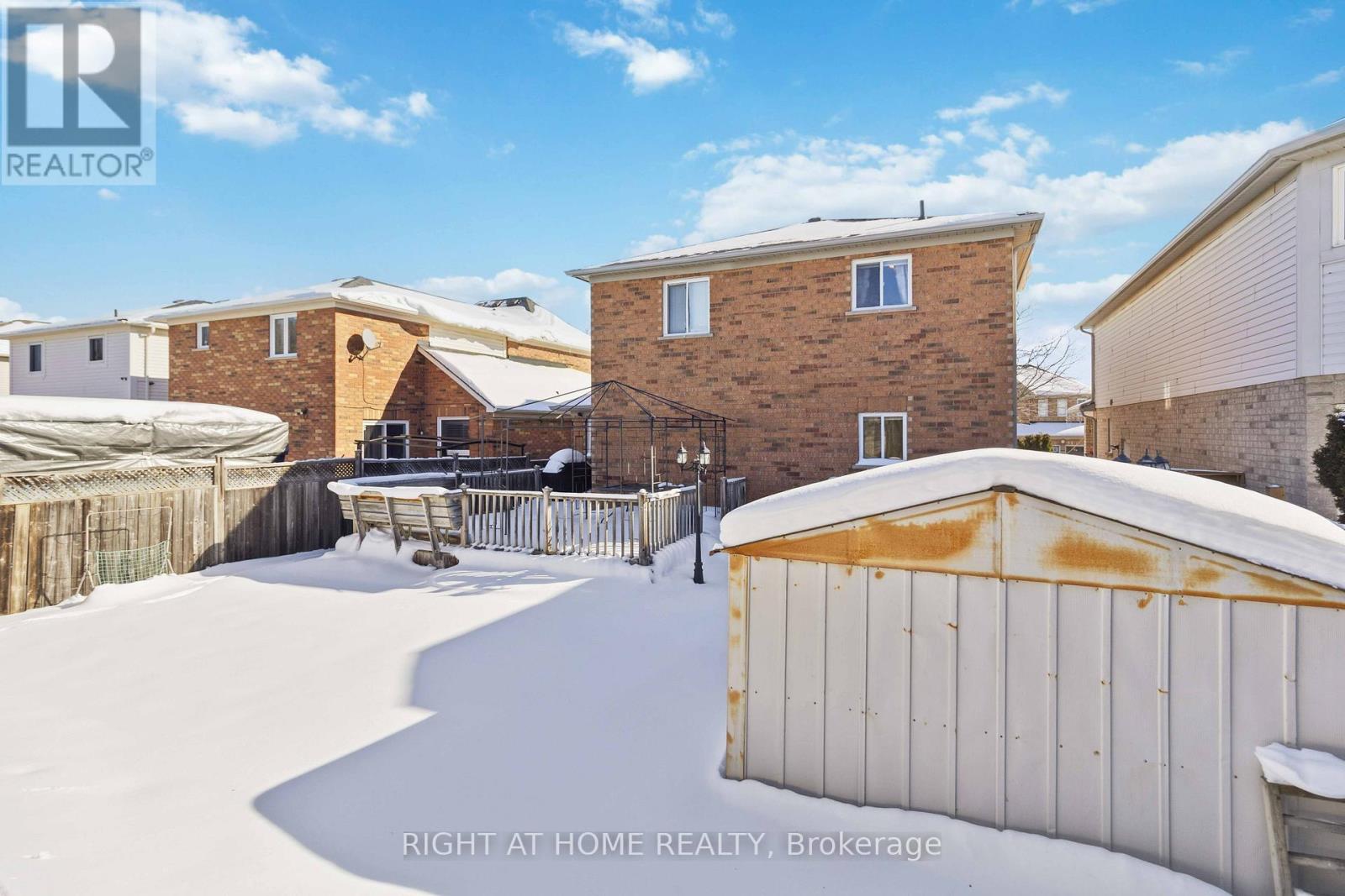 26 Courtsfield Crescent, Brampton (Fletcher's Meadow), Ontario  L7A 2E3 - Photo 30 - W12937382