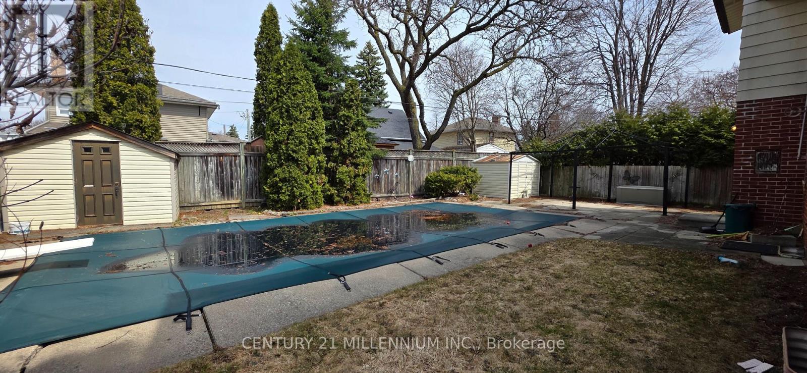 9 Crestview Avenue, Brampton, Ontario  L6W 2R7 - Photo 28 - W12937386