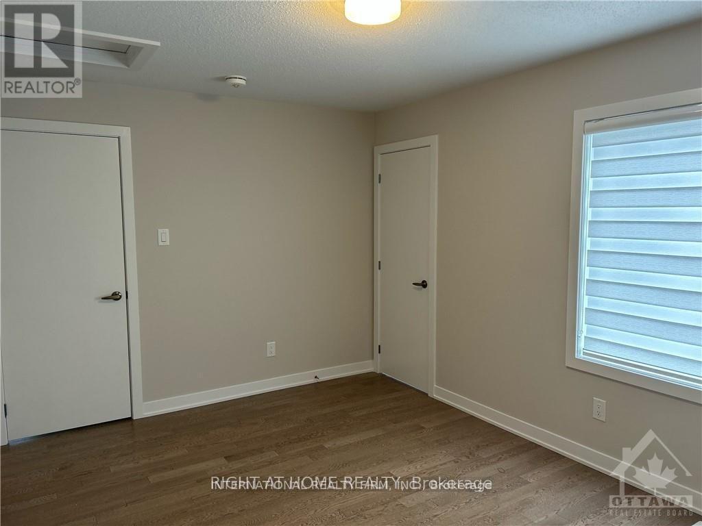 405 Appalachian Circle N, Ottawa, Ontario  K2J 6X3 - Photo 13 - X12937318