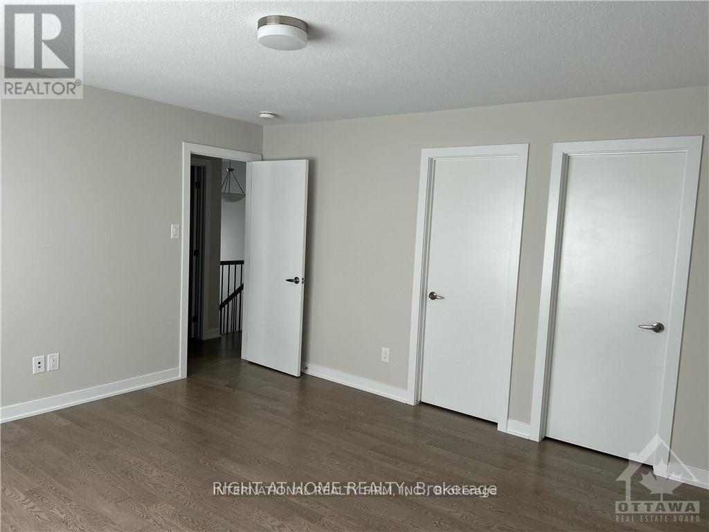 405 Appalachian Circle N, Ottawa, Ontario  K2J 6X3 - Photo 15 - X12937318