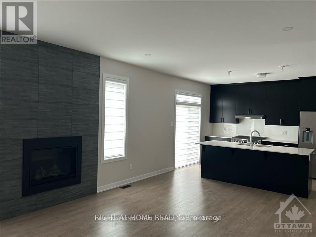 405 Appalachian Circle N, Ottawa, Ontario  K2J 6X3 - Photo 4 - X12937318