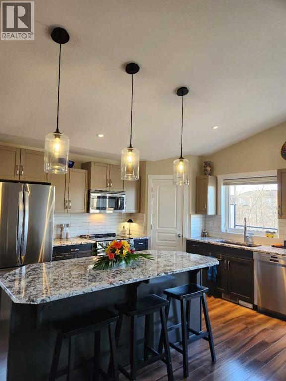 436 Mt Sunburst Crescent W, Lethbridge, Alberta  T1K 2S6 - Photo 7 - A2296631