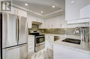 1600 - 55 Kingsbridge Garden Circle, Mississauga, Ontario  L5R 1Y1 - Photo 11 - W12816880