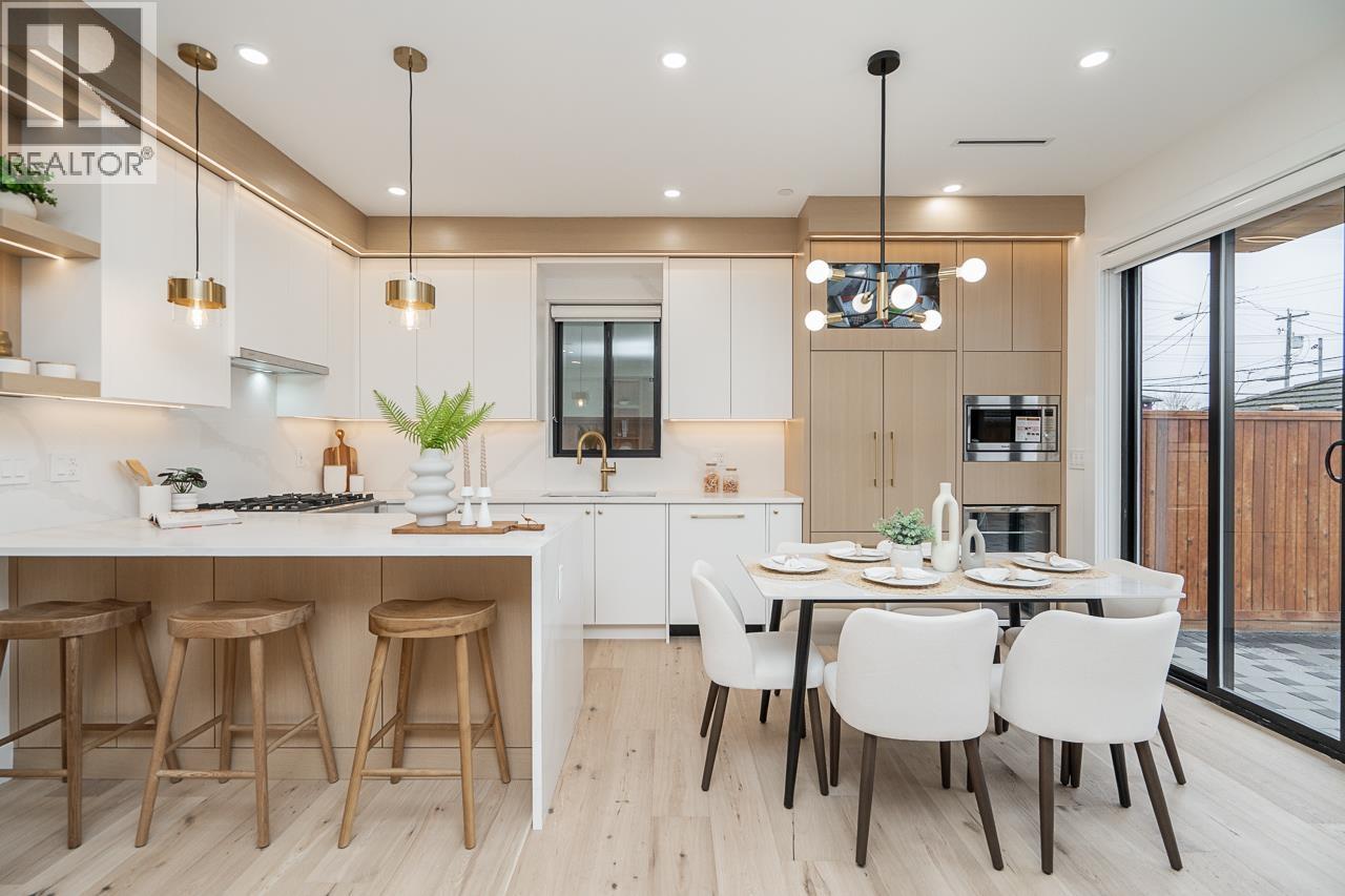 2 150 E 51st Avenue, Vancouver, British Columbia  V5X 1C3 - Photo 1 - R3104990