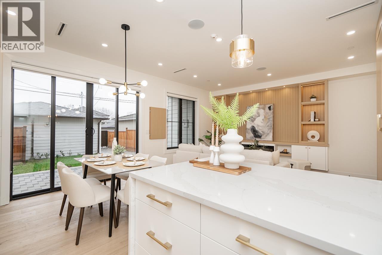 2 150 E 51st Avenue, Vancouver, British Columbia  V5X 1C3 - Photo 7 - R3104990