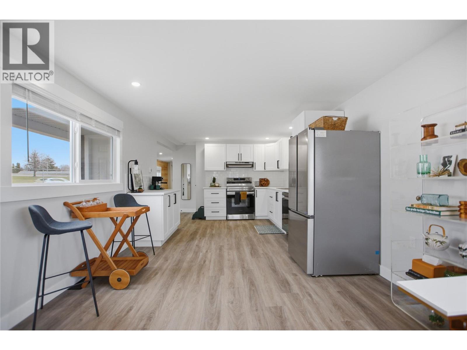 3 Pluto Drive Unit# 3p, Kamloops, British Columbia  V2B 1A6 - Photo 13 - 10380126