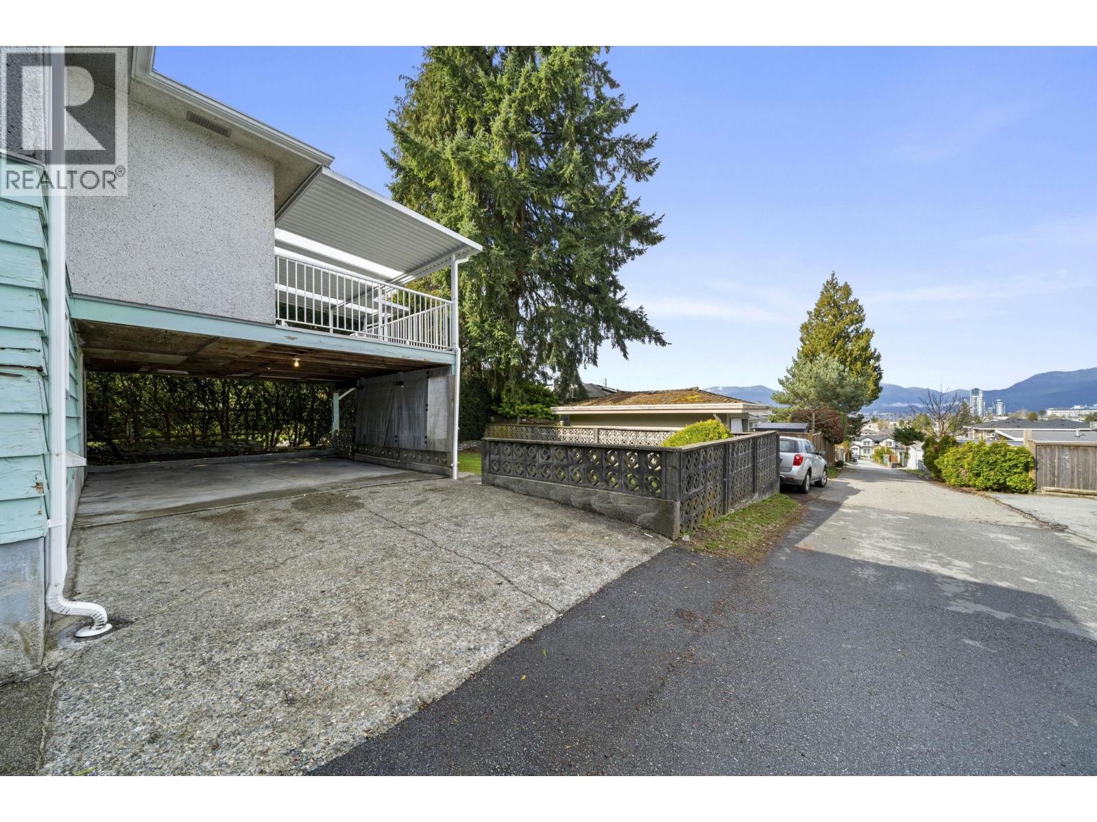 3783 Price Street, Burnaby, British Columbia  V5G 2K9 - Photo 27 - R3105052