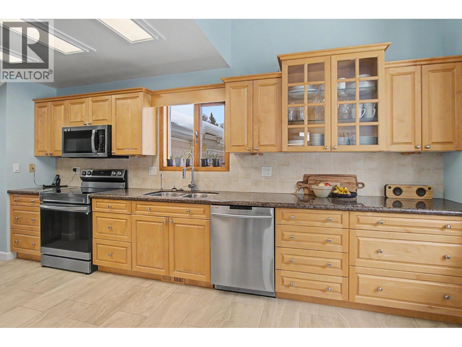 2663 Ingala Place, Prince George, British Columbia  V2K 4B7 - Photo 10 - R3104874