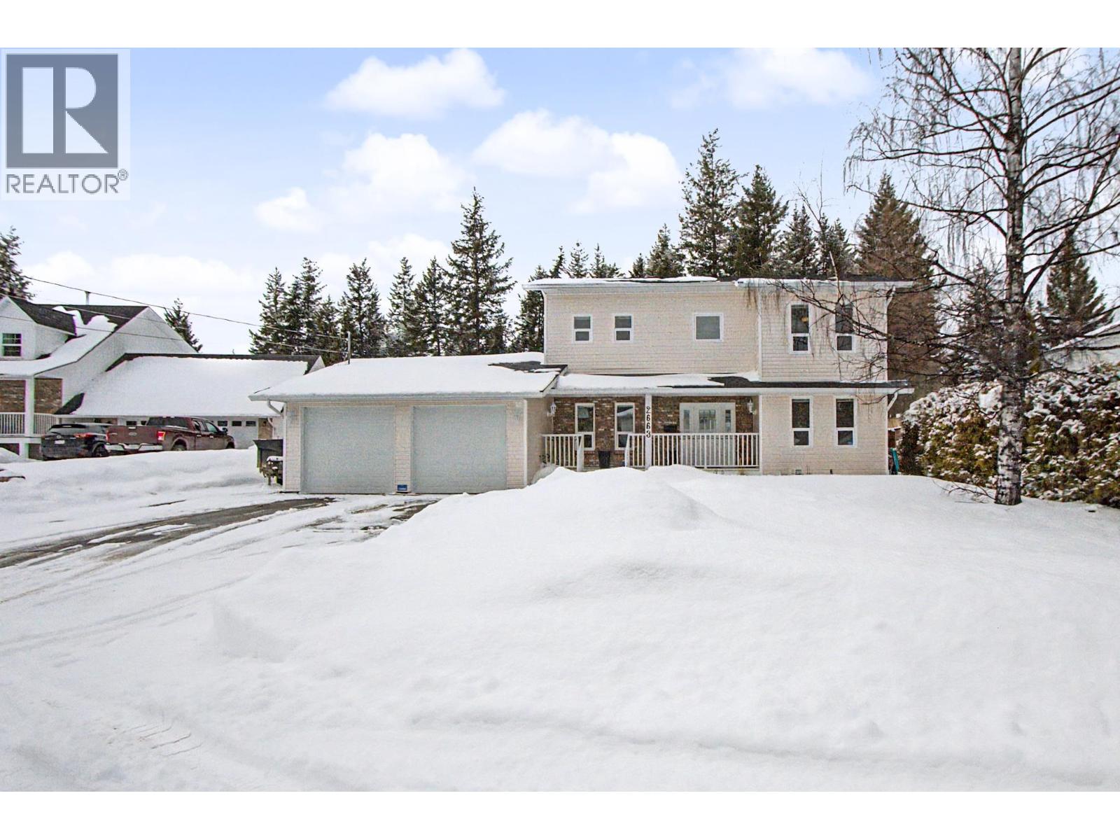 <div class="slider-price">$649,900</div><p>2663 Ingala Place, Prince George, British Columbia</p>