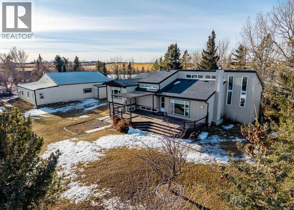 254086 Range Road 280, Rural Rocky View County, Alberta  T1Z 0C4 - Photo 1 - A2284545