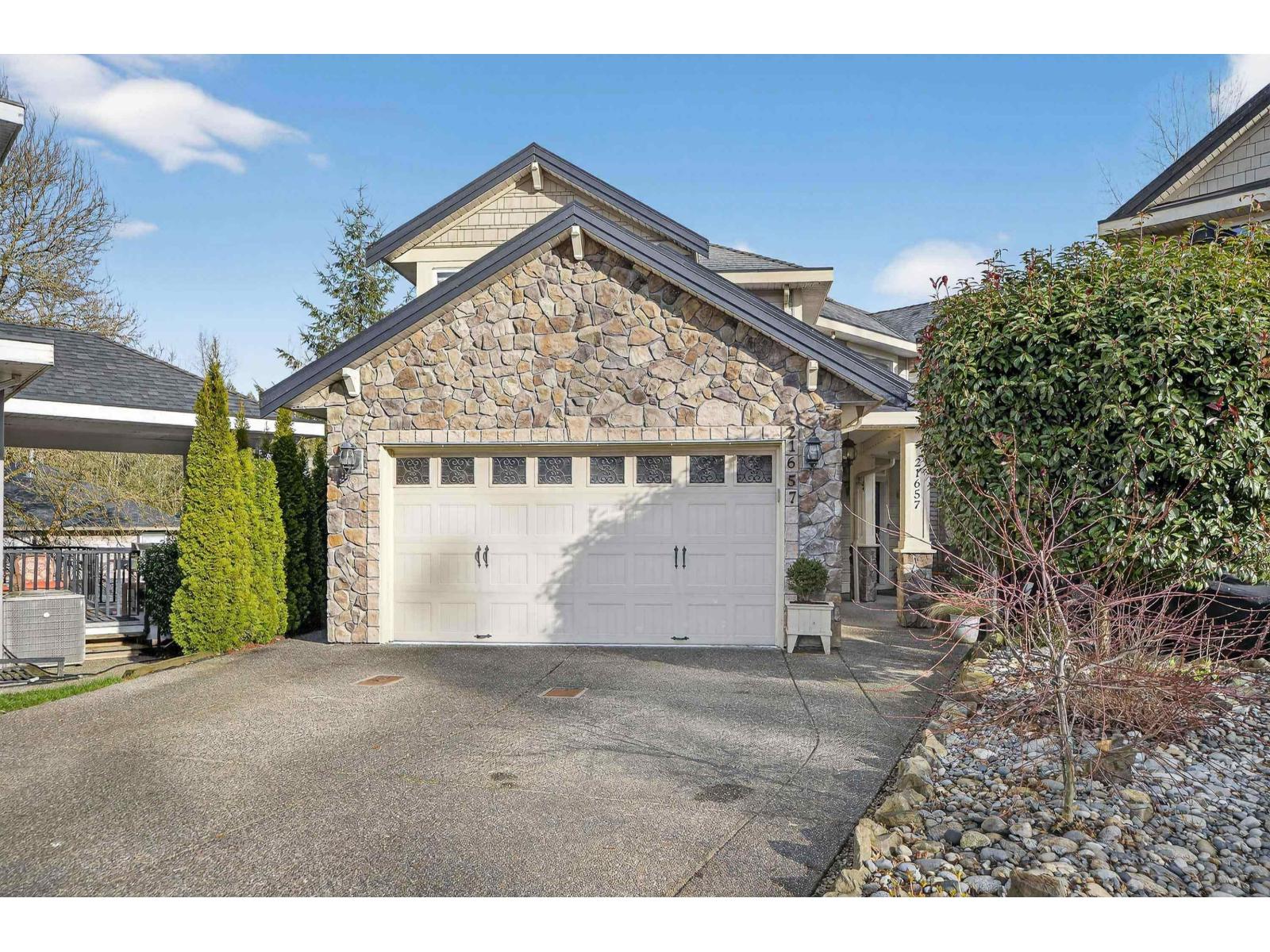 21657 92b Avenue, Langley, British Columbia  V1M 0A3 - Photo 2 - R3104909