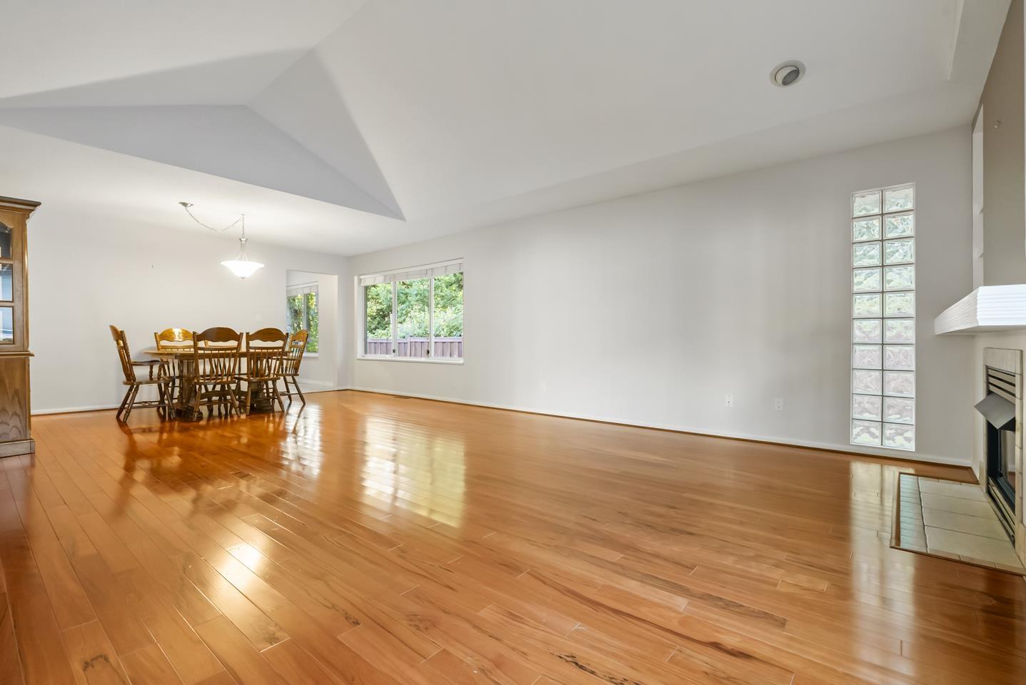 115 10172 141 Street, Surrey, British Columbia V3T 4P6 - Photo 12 - R3104959