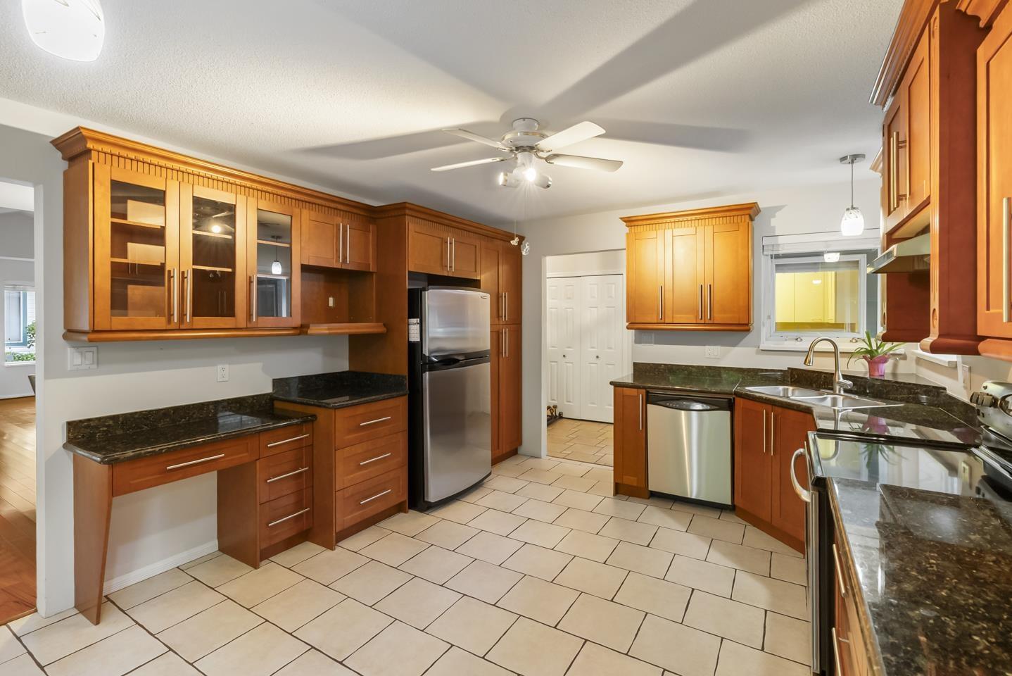 115 10172 141 Street, Surrey, British Columbia V3T 4P6 - Photo 5 - R3104959