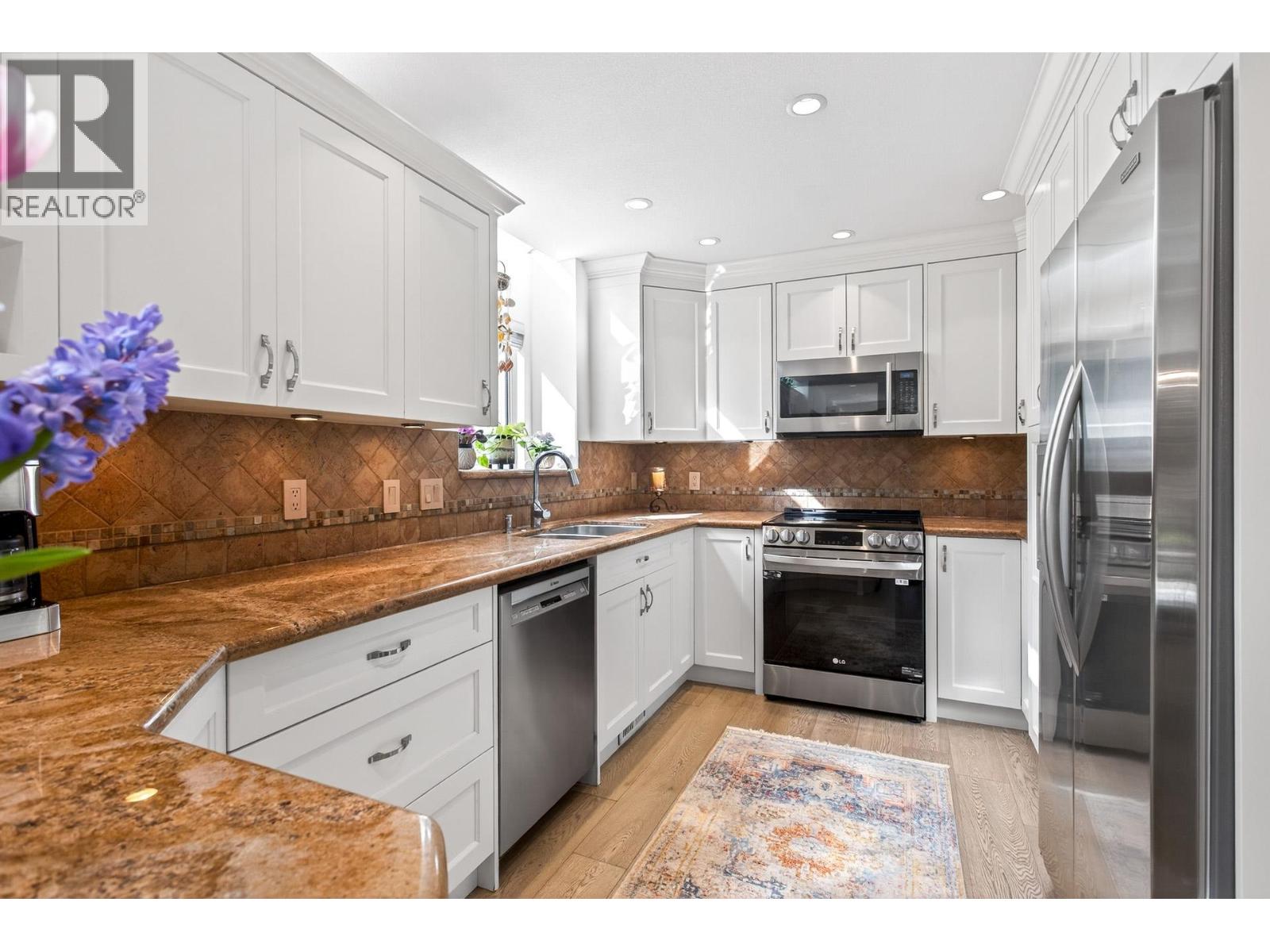 46a Deerwood Place, Port Moody, British Columbia  V3H 4X7 - Photo 15 - R3104674