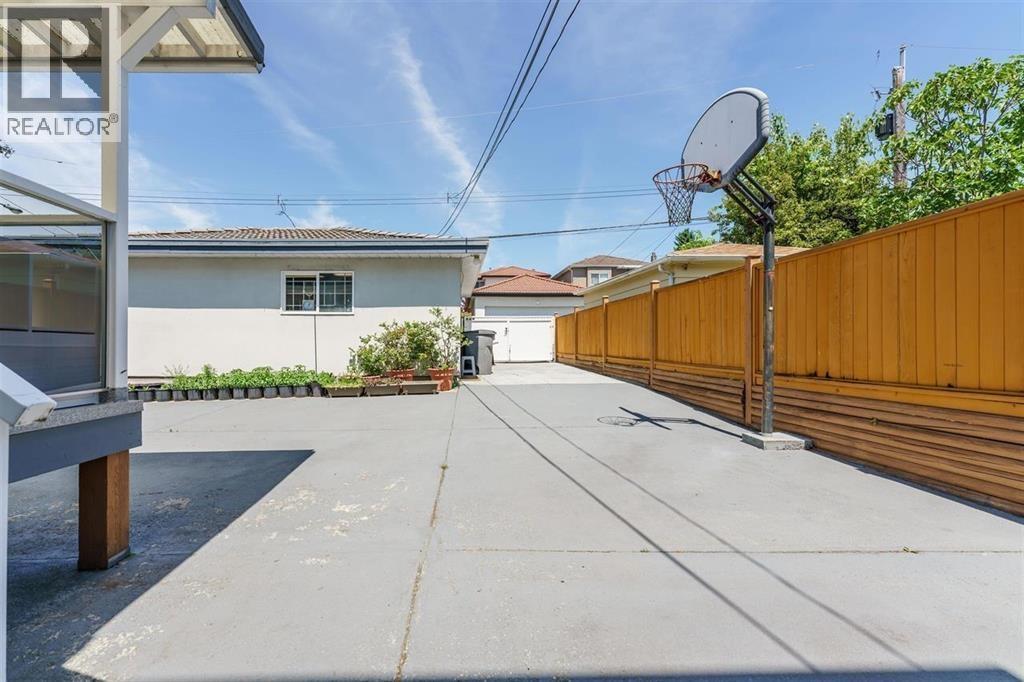 1033 E 39th Avenue, Vancouver, British Columbia V5W 1K9 - Photo 9 - R3104880