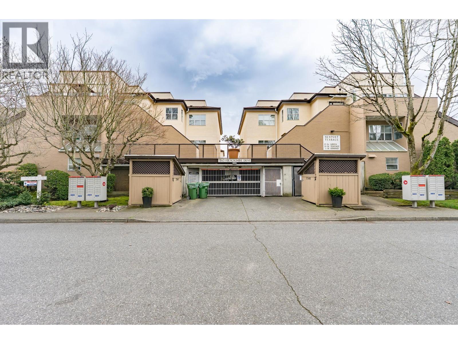 36 7540 ABERCROMBIE DRIVE, Richmond, British Columbia