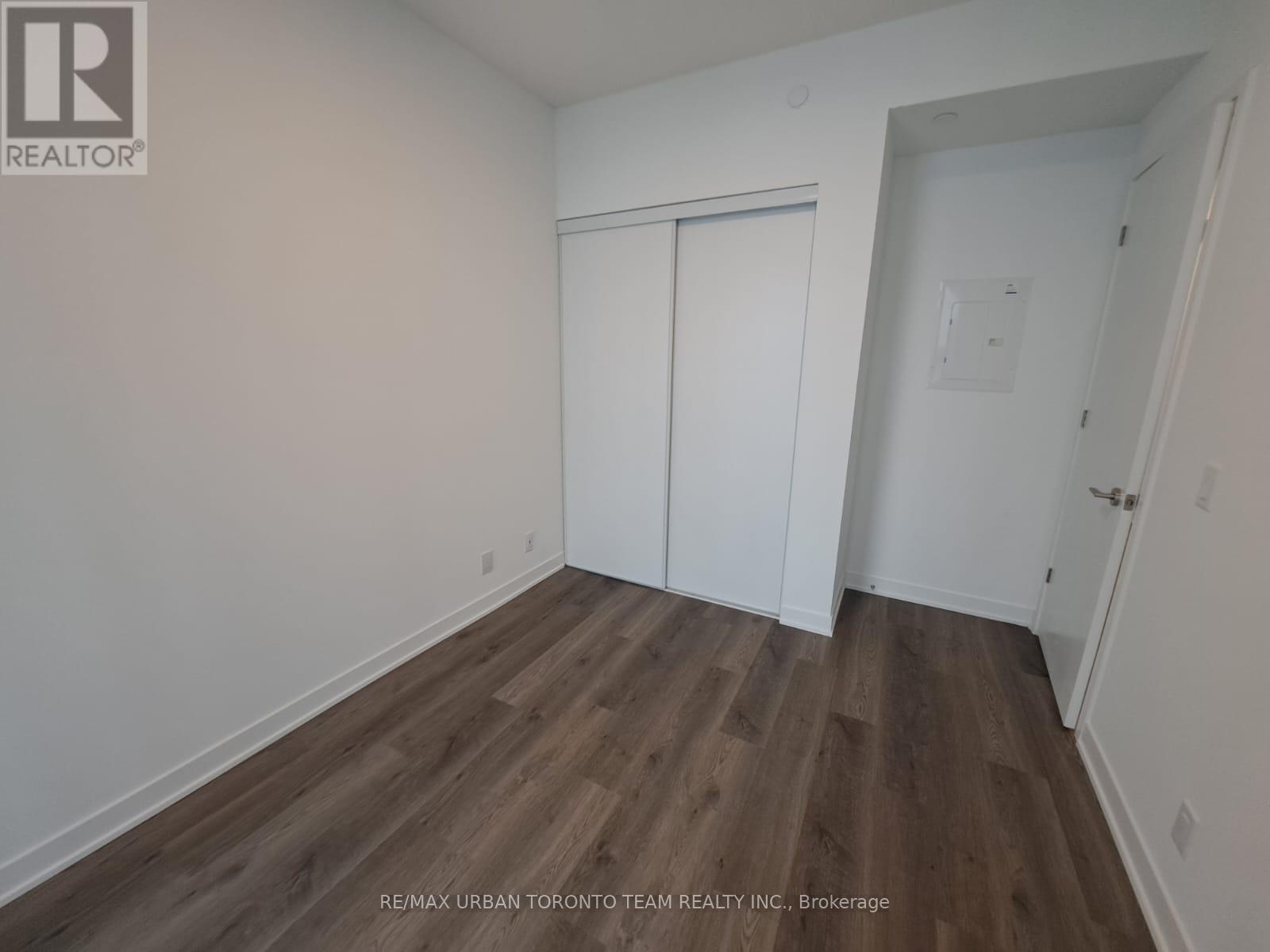 3016 - 180 Front Street E, Toronto, Ontario  M5A 0K9 - Photo 10 - C12937426