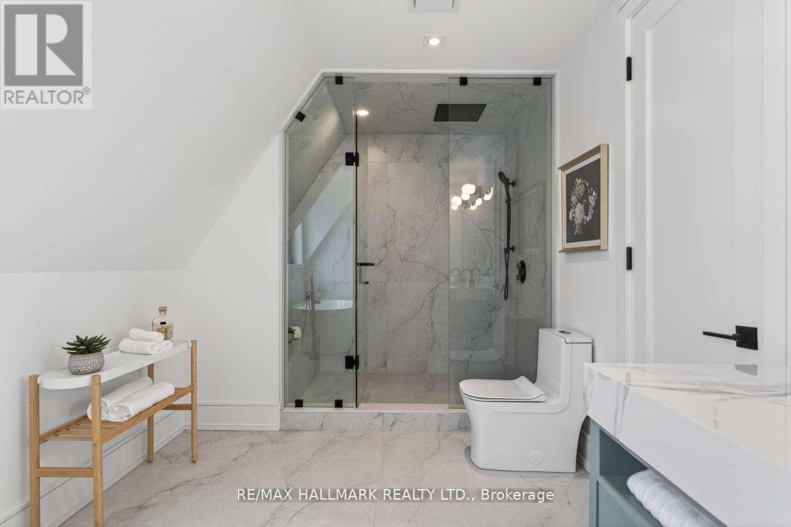 10 Wheeler Avenue, Toronto, Ontario  M4L 3V2 - Photo 31 - E12937402