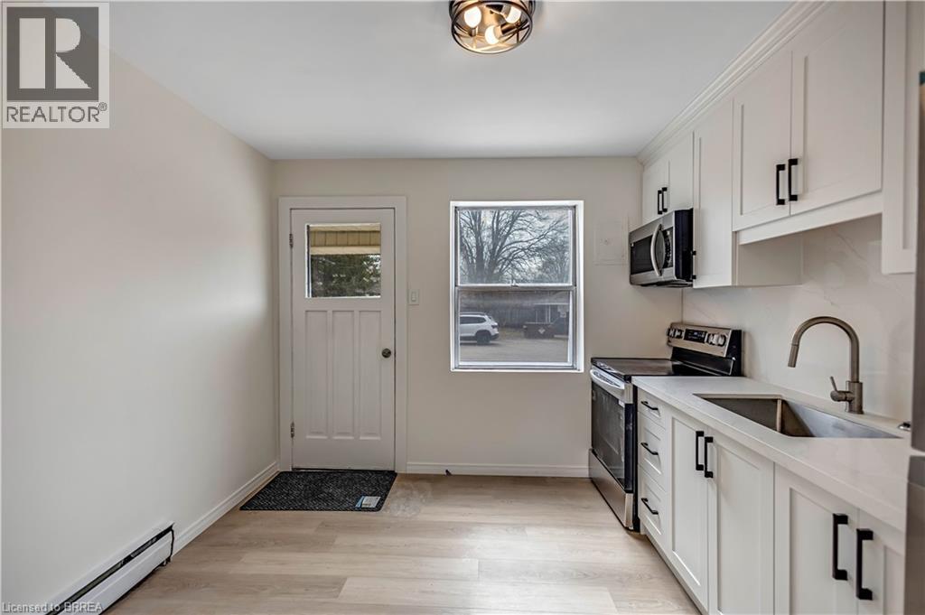 1887-1889 WAVELL Street, london, Ontario