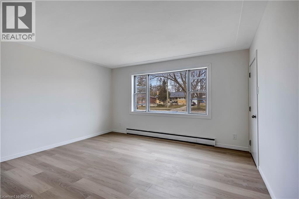 1887-1889 Wavell Street, London, Ontario  N5W 2E3 - Photo 2 - 40816303