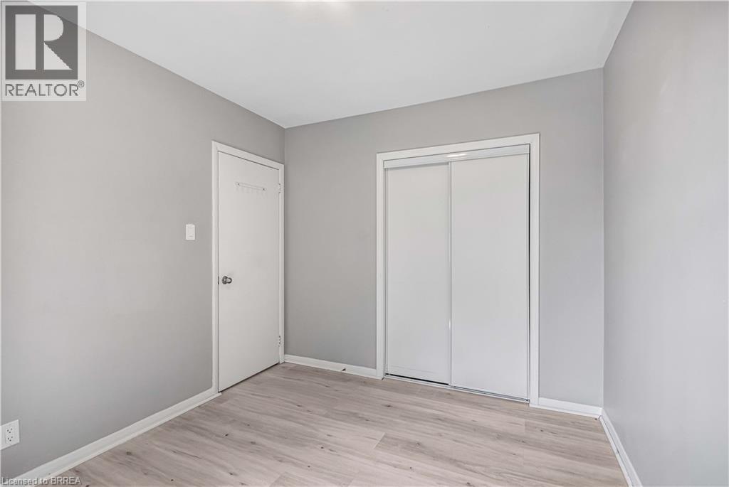 151 Siebert Avenue, Kitchener, Ontario  N2C 2A9 - Photo 8 - 40816292