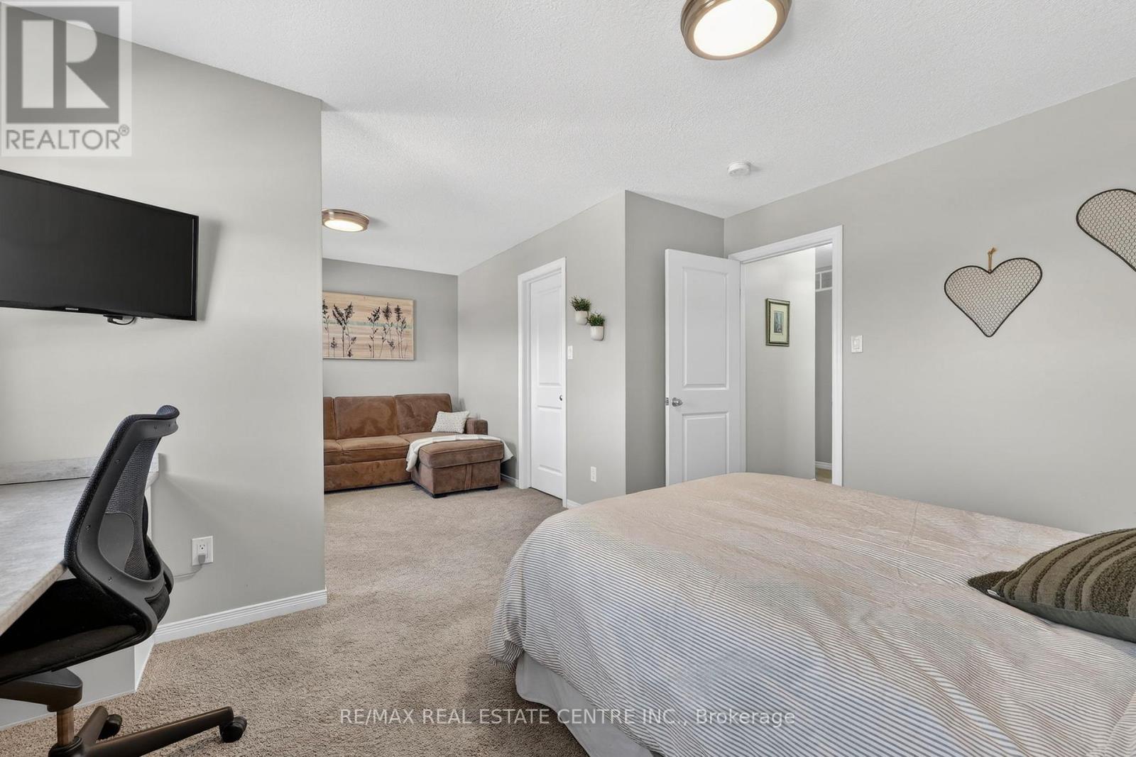 14 Sandringham Circle, Orangeville, Ontario  L9W 0A5 - Photo 33 - W12869334