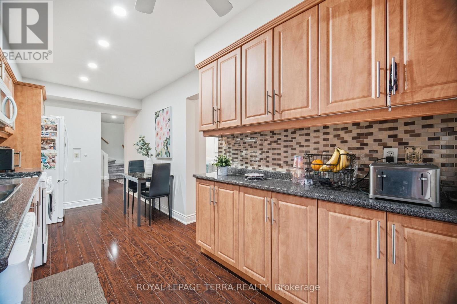 3423 Nighthawk Trail, Mississauga, Ontario  L5N 6G4 - Photo 12 - W12929904