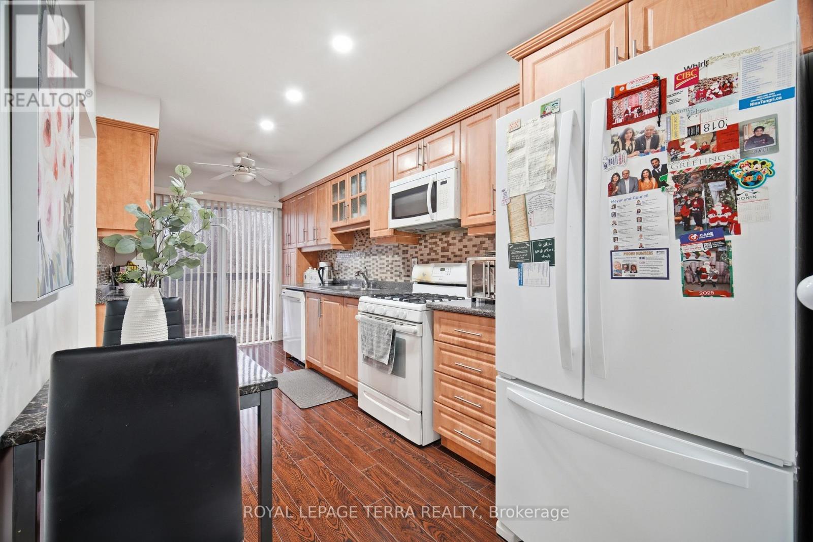 3423 Nighthawk Trail, Mississauga, Ontario  L5N 6G4 - Photo 13 - W12929904