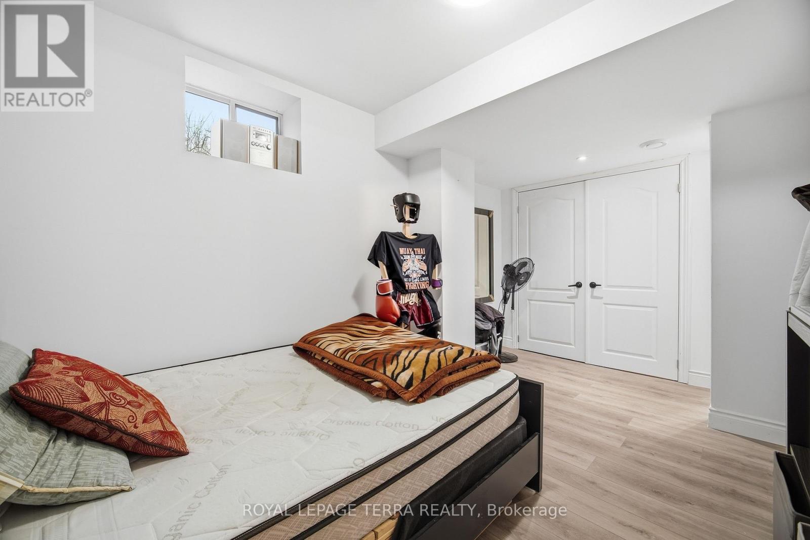 3423 Nighthawk Trail, Mississauga, Ontario  L5N 6G4 - Photo 37 - W12929904