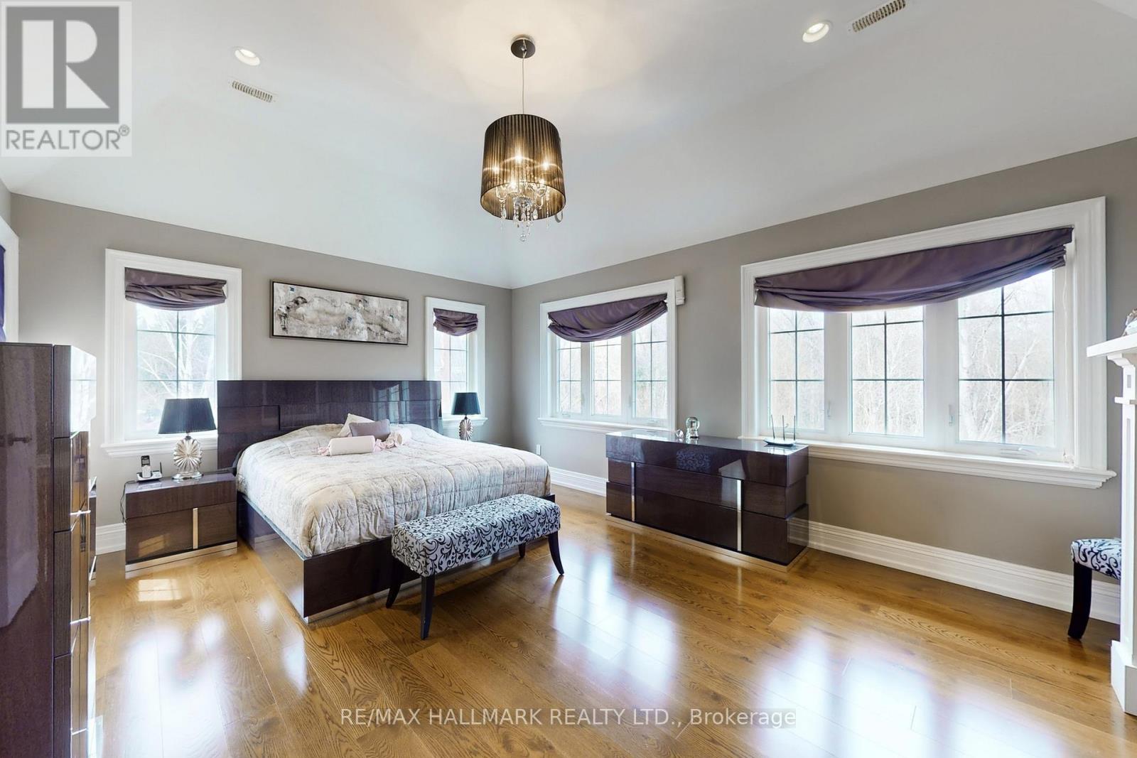 206 Churchill Avenue, King, Ontario L7B 0G9 - Photo 27 - N12937406