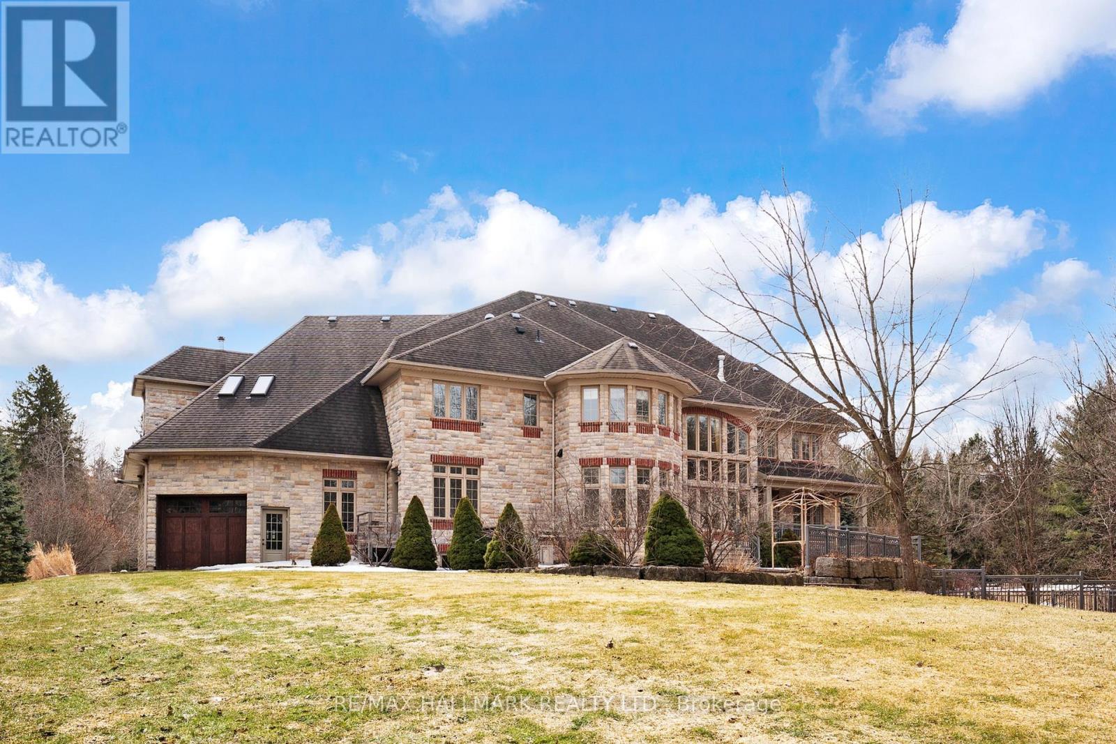 206 Churchill Avenue, King, Ontario L7B 0G9 - Photo 45 - N12937406