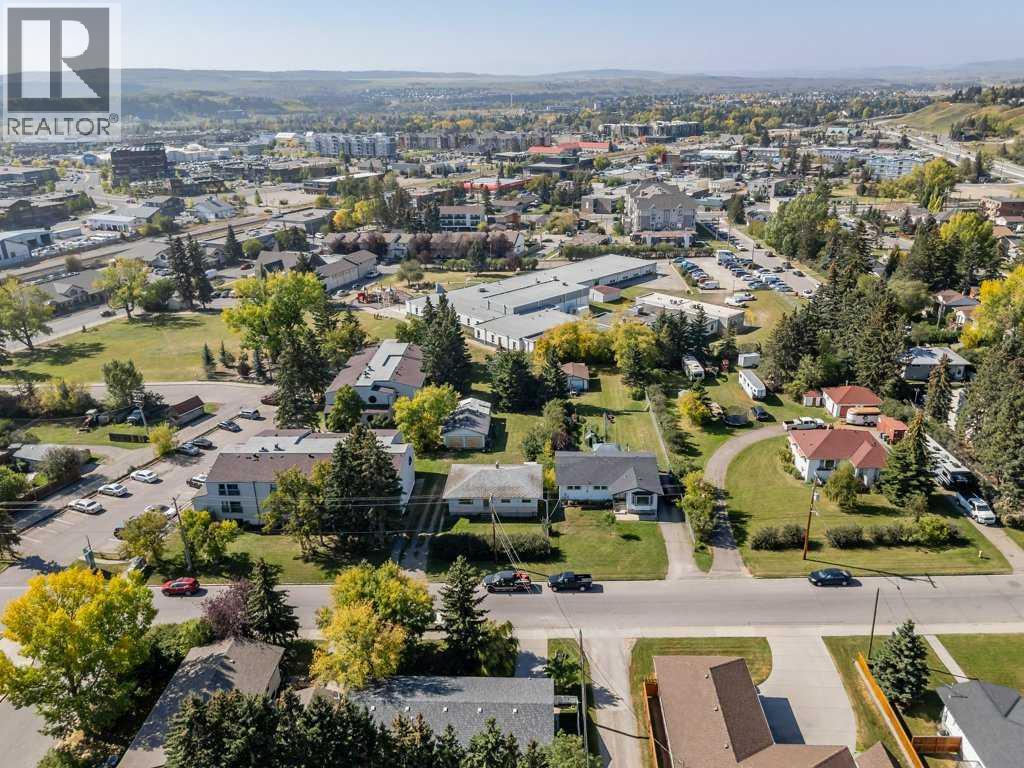 217 Ross Avenue, Cochrane, Alberta  T4C 1C9 - Photo 9 - A2278722