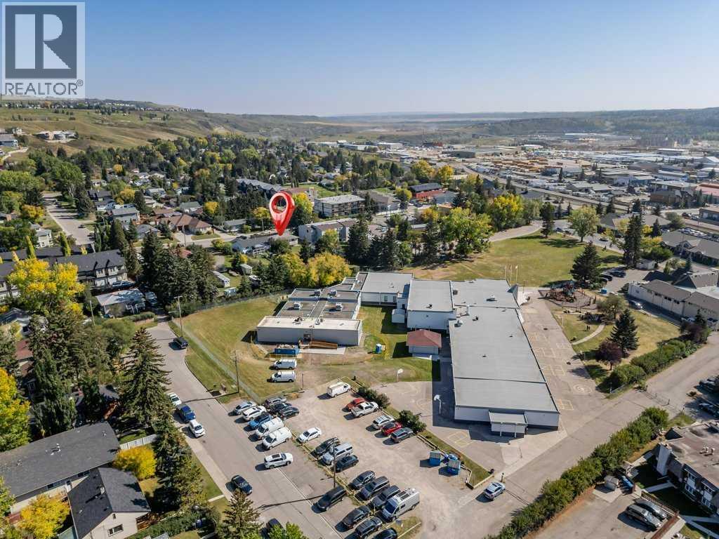 217 Ross Avenue, Cochrane, Alberta  T4C 1C9 - Photo 34 - A2278722