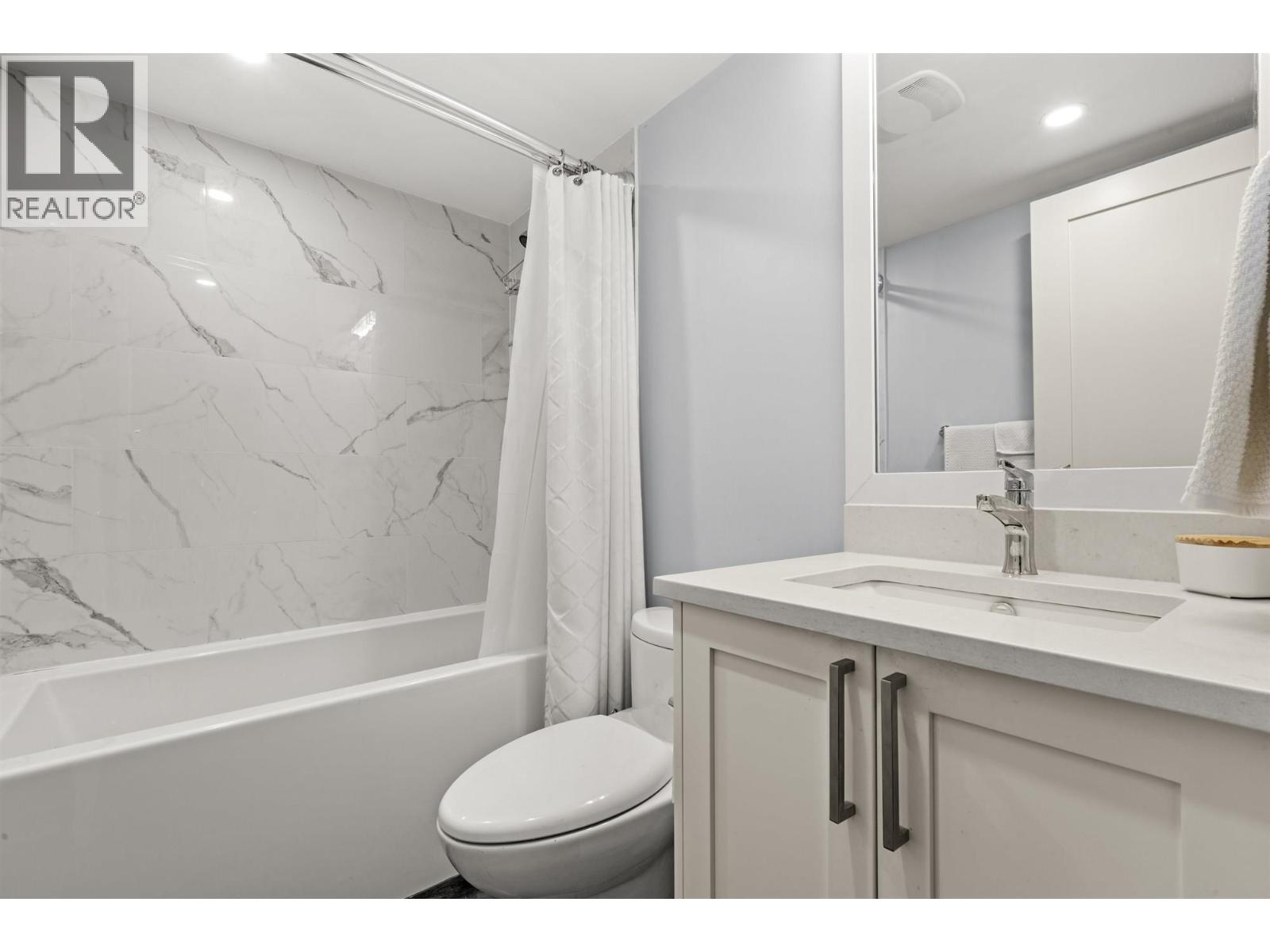 302 6055 Nelson Avenue, Burnaby, British Columbia  V5H 4L4 - Photo 20 - R3104953