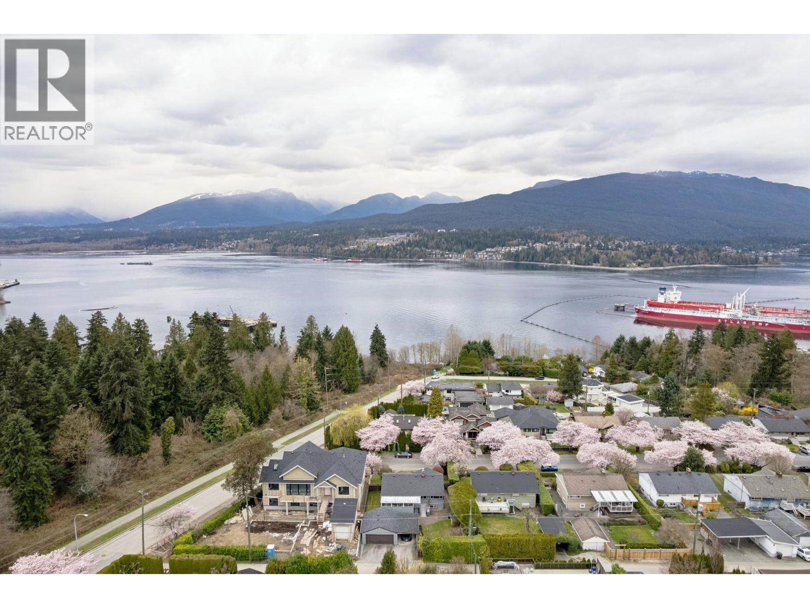 7016 Sierra Drive, Burnaby, British Columbia  V5A 1A5 - Photo 19 - R3103056