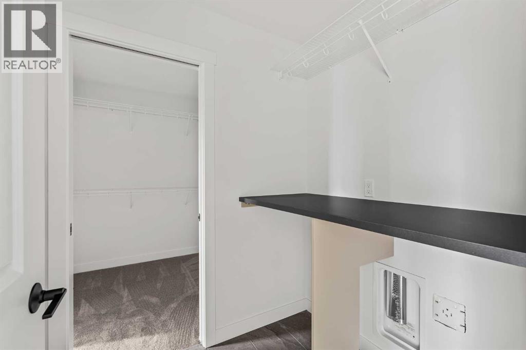 215 Silver Spruce Grove SW, Calgary, Alberta  T2X 5M2 - Photo 33 - A2297269