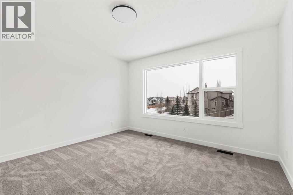 215 Silver Spruce Grove SW, Calgary, Alberta  T2X 5M2 - Photo 21 - A2297269