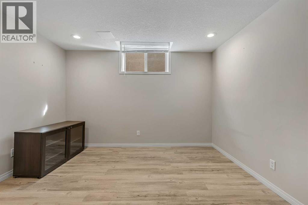 52 Sandstone Ridge Crescent, Okotoks, Alberta  T1S 1P9 - Photo 20 - A2297544