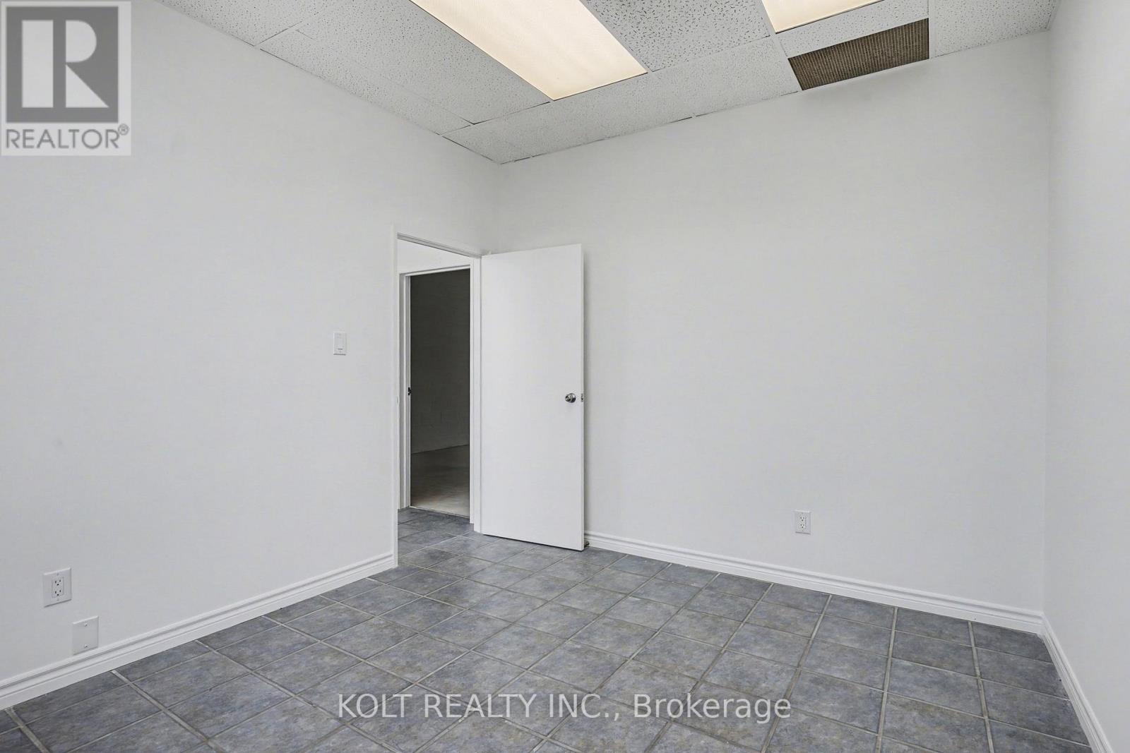 9 - 190 Britannia Road E, Mississauga (Gateway), Ontario  L4Z 2A4 - Photo 10 - W12937412