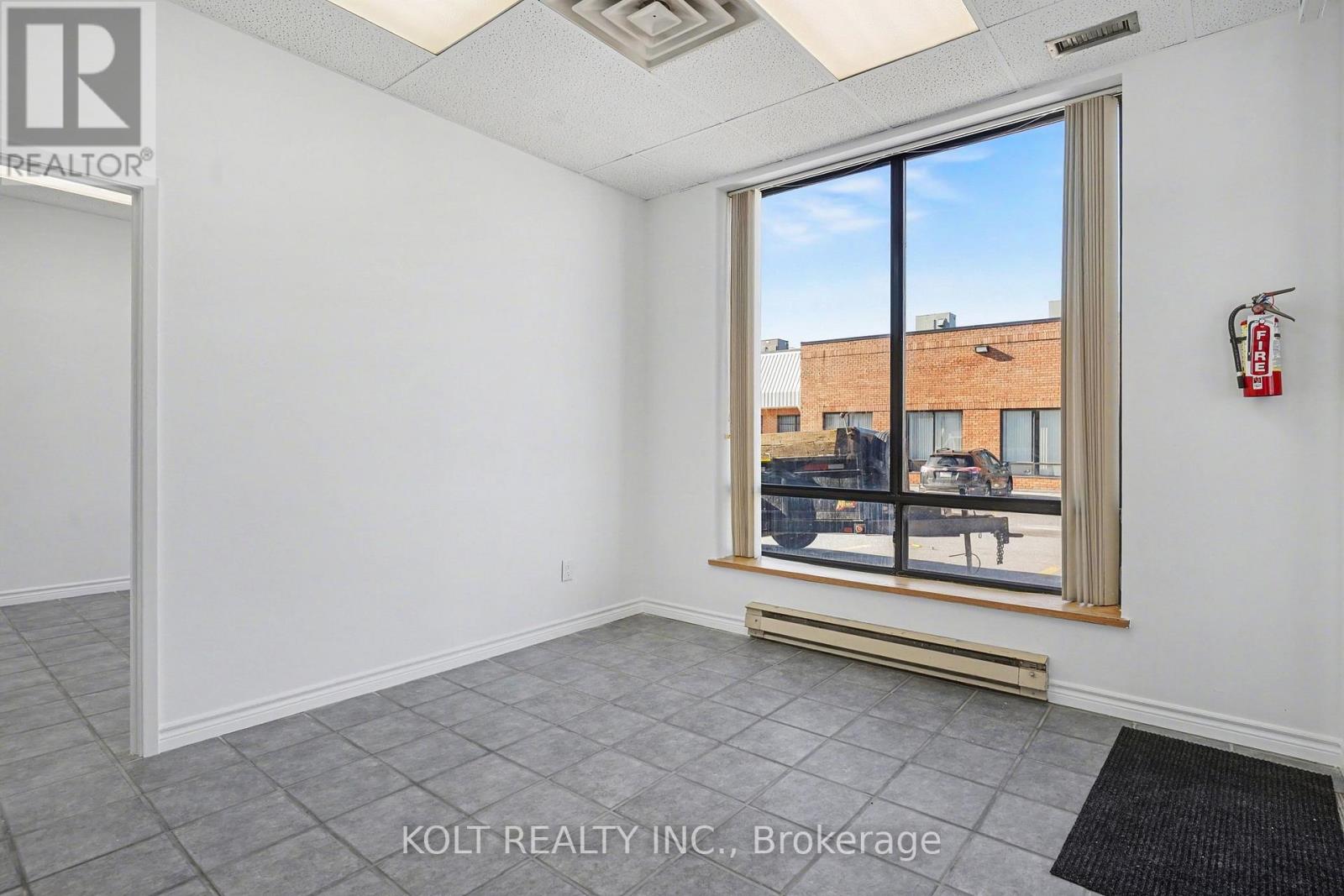 9 - 190 Britannia Road E, Mississauga (Gateway), Ontario  L4Z 2A4 - Photo 6 - W12937412