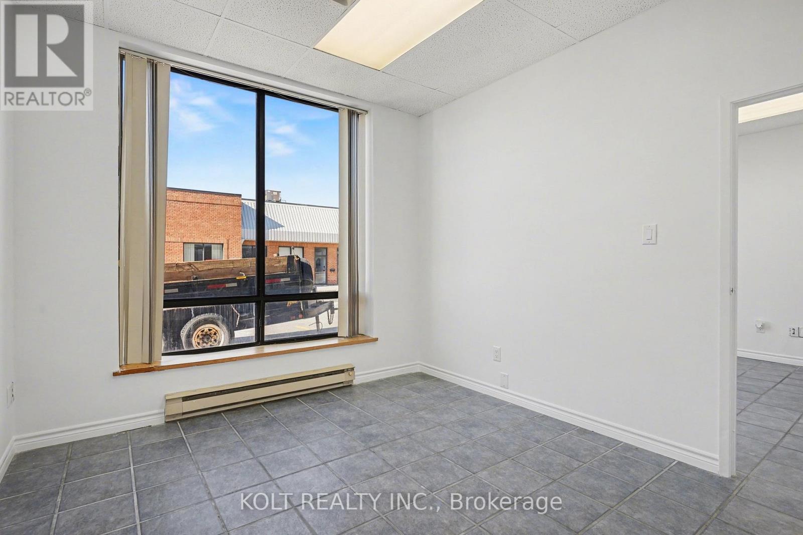 9 - 190 Britannia Road E, Mississauga (Gateway), Ontario  L4Z 2A4 - Photo 8 - W12937412