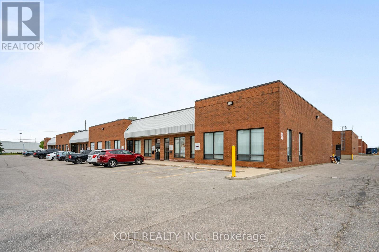 16 - 150 Britannia Road E, Mississauga (Gateway), Ontario  L4Z 2A4 - Photo 2 - W12937414