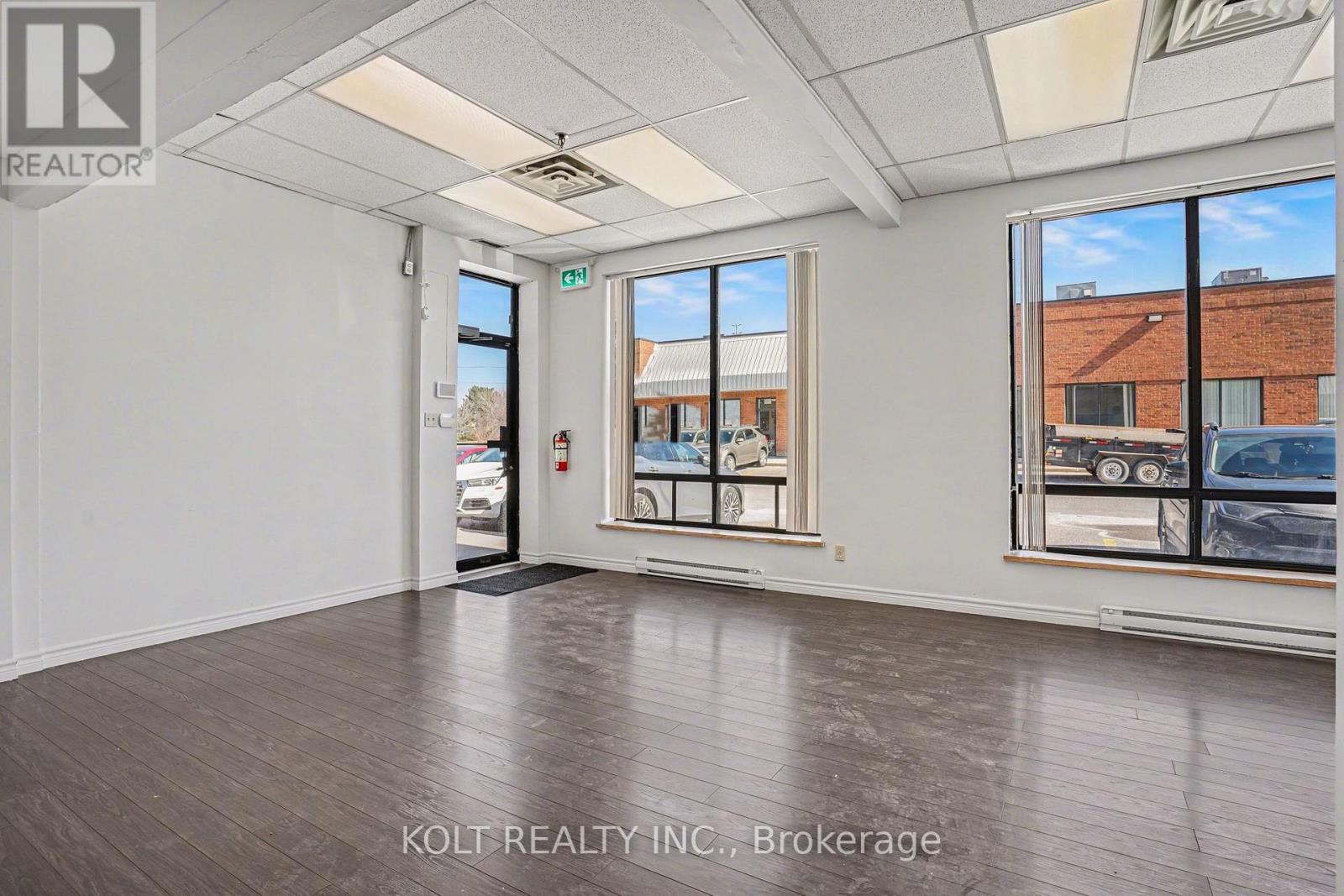 16 - 150 Britannia Road E, Mississauga (Gateway), Ontario  L4Z 2A4 - Photo 5 - W12937414