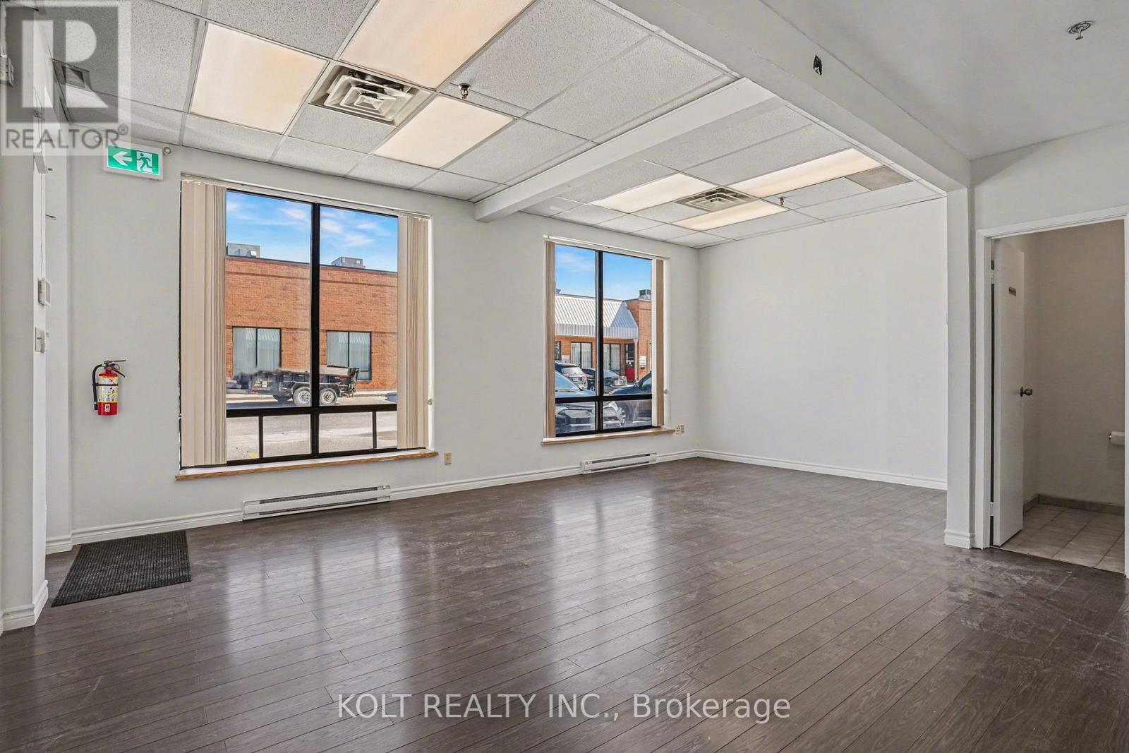 16 - 150 Britannia Road E, Mississauga (Gateway), Ontario  L4Z 2A4 - Photo 9 - W12937414