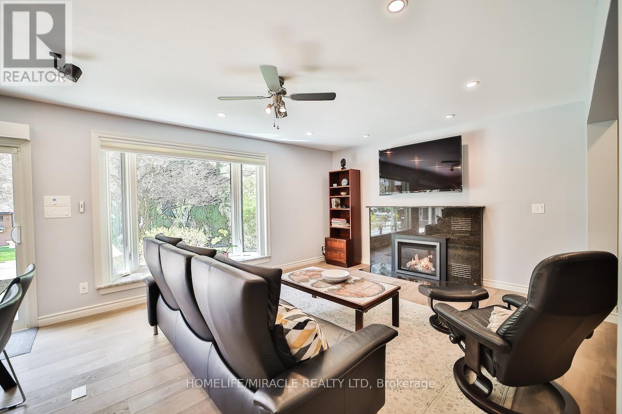 17 Ridgehill Drive, Brampton, Ontario  L6Y 2C3 - Photo 12 - W12937428